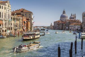 Solo female travel to Venice..